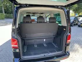 Volkswagen Multivan (2012) thumbnail 23