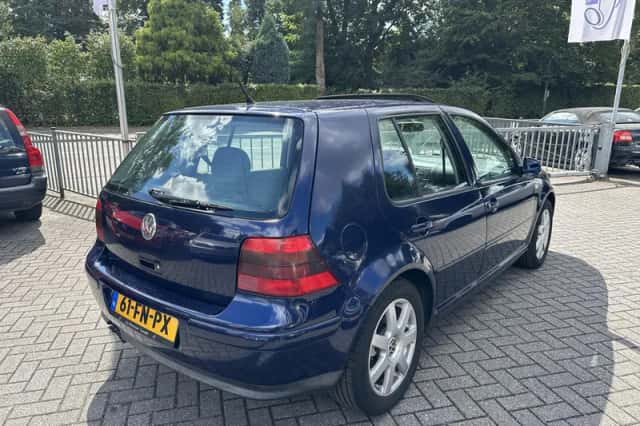 Volkswagen Golf (2000) thumbnail 4