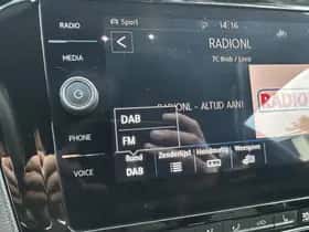 Volkswagen Arteon (2017) thumbnail 30