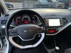Kia Picanto (2016) thumbnail 15