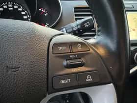 Kia Picanto (2016) thumbnail 17