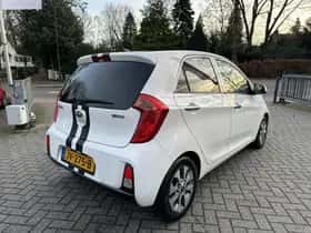 Kia Picanto (2016) thumbnail 4