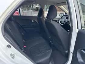 Kia Picanto (2016) thumbnail 10