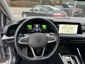 Volkswagen Golf (2023) thumbnail 15