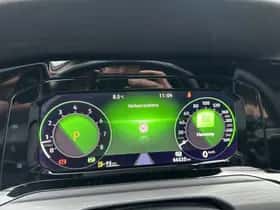 Volkswagen Golf (2023) thumbnail 30
