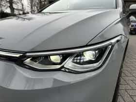Volkswagen Golf (2023) thumbnail 9