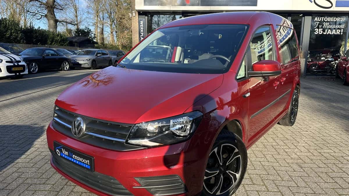 Volkswagen Caddy (2016) — foto 1