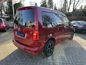 Volkswagen Caddy (2016) thumbnail 4