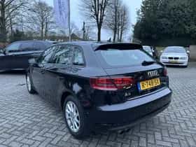 Audi A3 (2013) thumbnail 3