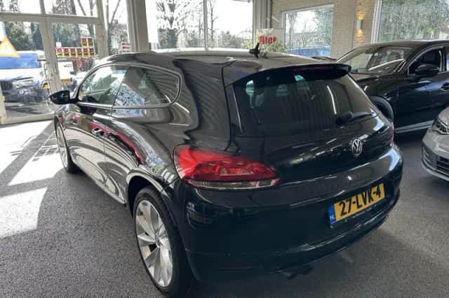 Volkswagen Scirocco (2010) thumbnail 2