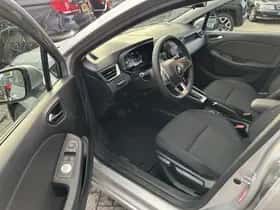 Renault Clio (2021) thumbnail 15