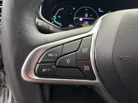 Renault Clio (2021) thumbnail 23