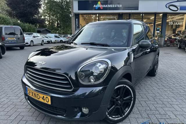 MINI Countryman (2012) thumbnail 1