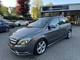 Mercedes-Benz B-Klasse (2013) thumbnail 2