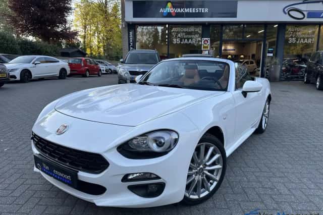 Fiat 124 Spider (2018) thumbnail 1