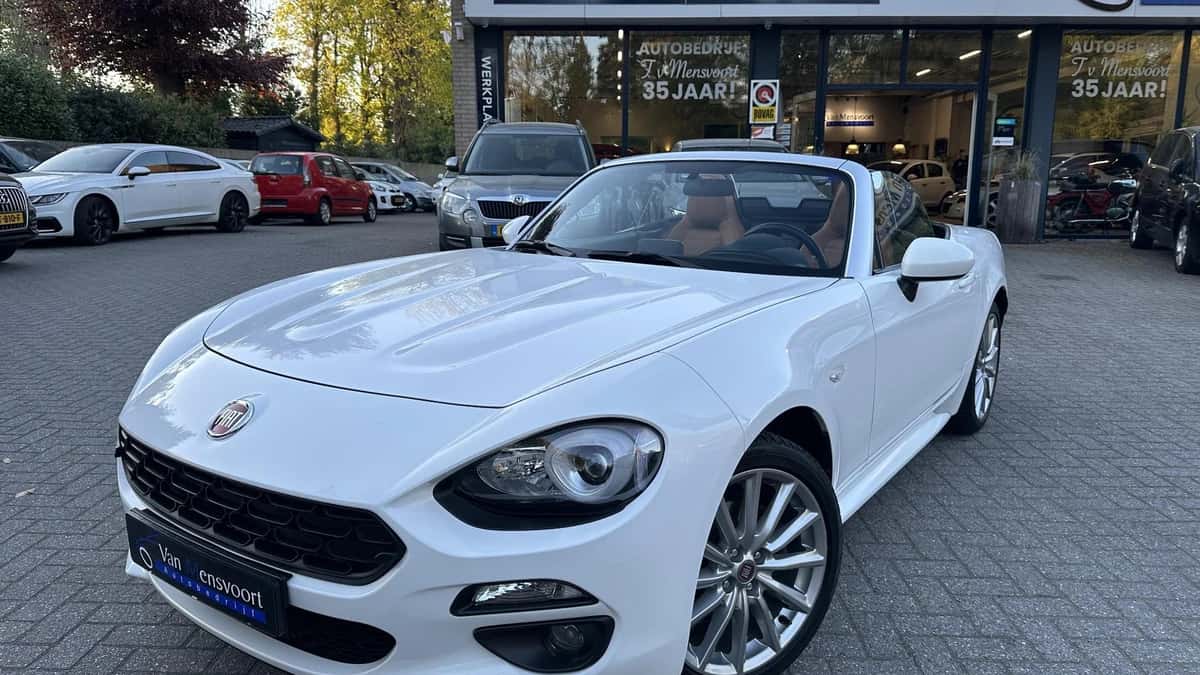 Fiat 124 Spider (2018) — foto 1
