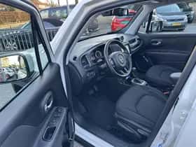 Jeep Renegade (2018) thumbnail 15