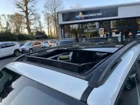 Jeep Renegade (2018) thumbnail 22