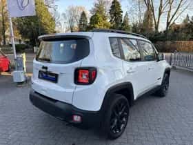 Jeep Renegade (2018) thumbnail 4