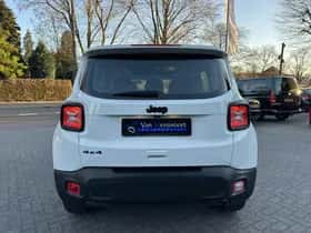 Jeep Renegade (2018) thumbnail 10