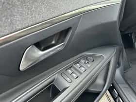 Peugeot 3008 (2020) thumbnail 17
