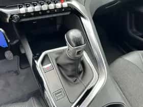Peugeot 3008 (2020) thumbnail 21