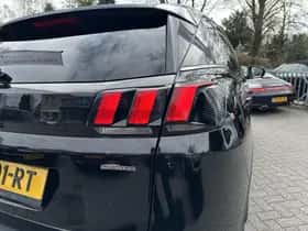 Peugeot 3008 (2020) thumbnail 10