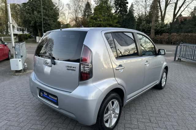 Daihatsu Sirion 2 (2009) thumbnail 4