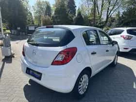 Opel Corsa (2014) thumbnail 4