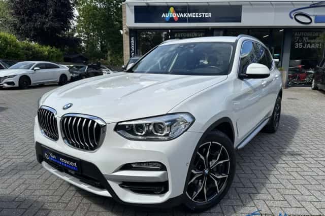 BMW X3 (2018) thumbnail 1