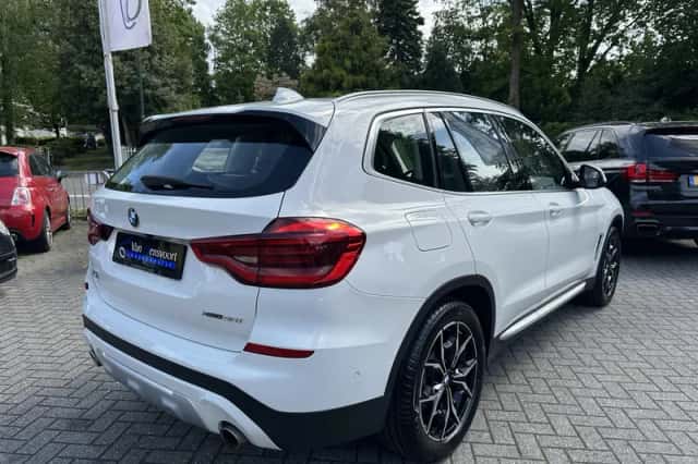 BMW X3 (2018) thumbnail 4