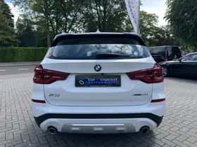 BMW X3 (2018) thumbnail 9