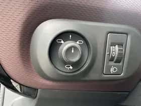 Citroën C4 Cactus (2019) thumbnail 23