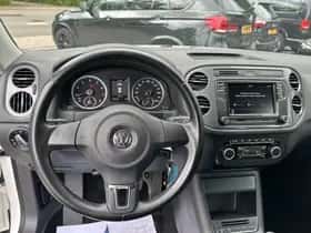 Volkswagen Tiguan (2013) thumbnail 19