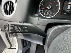 Volkswagen Tiguan (2013) thumbnail 24