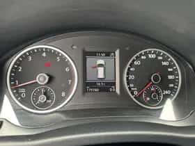 Volkswagen Tiguan (2013) thumbnail 25