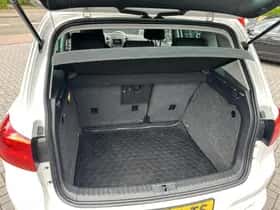 Volkswagen Tiguan (2013) thumbnail 26