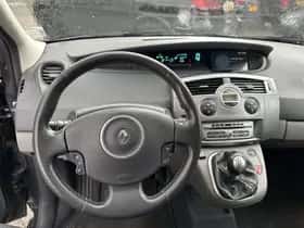 Renault Grand Scénic (2008) thumbnail 16