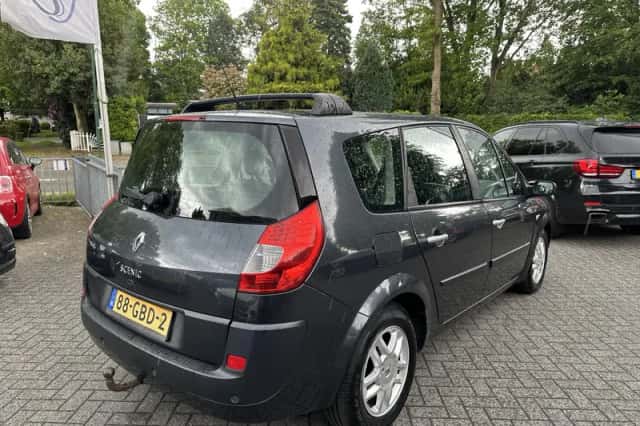 Renault Grand Scénic (2008) thumbnail 3