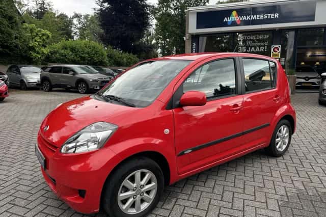 Daihatsu Sirion 2 (2009) thumbnail 2