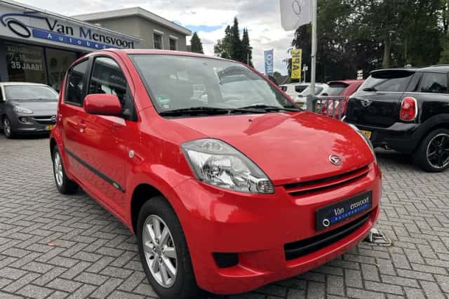 Daihatsu Sirion 2 (2009) thumbnail 6