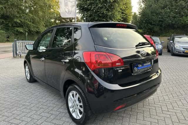 Kia Venga (2019) thumbnail 3