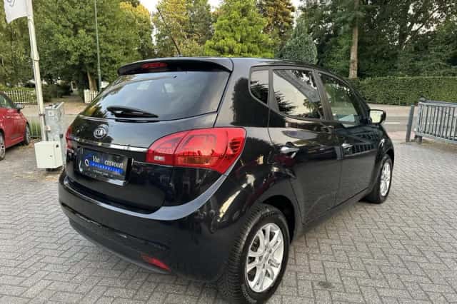 Kia Venga (2019) thumbnail 4