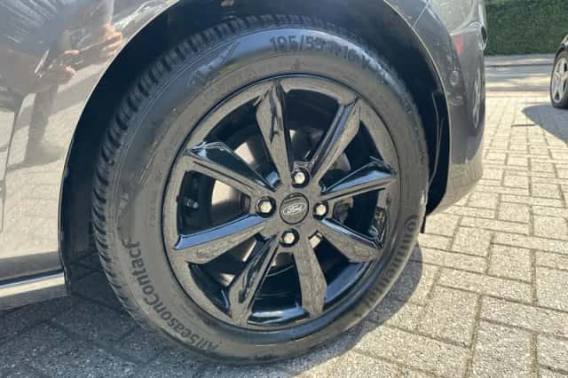Ford Fiesta (2021) thumbnail 6