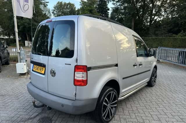 Volkswagen Caddy (2008) thumbnail 4