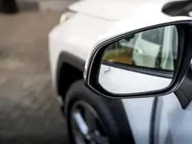 Toyota RAV4 (2022) thumbnail 25