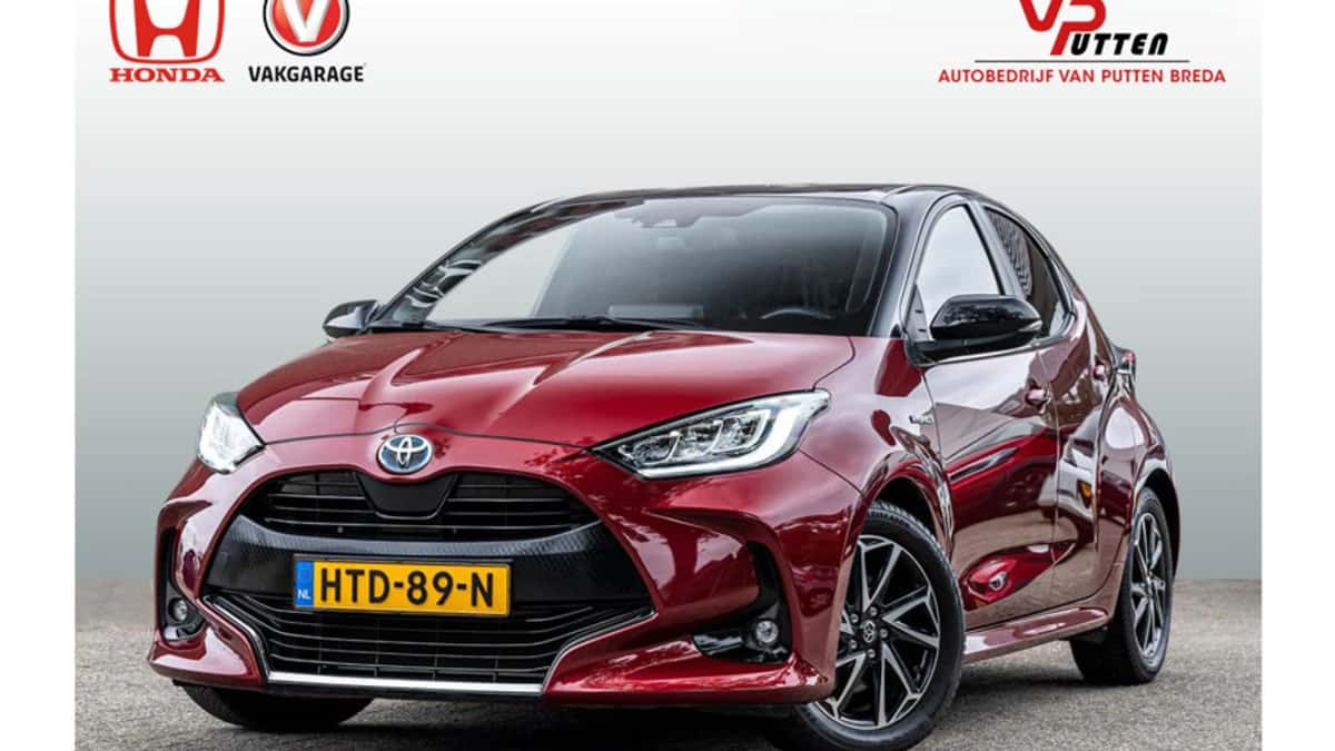 Toyota Yaris (2021) — foto 1