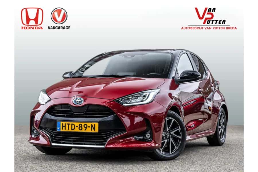 Toyota Yaris (2021) — foto 1