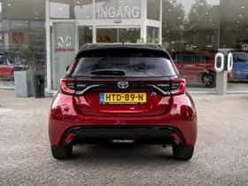 Toyota Yaris (2021) thumbnail 11