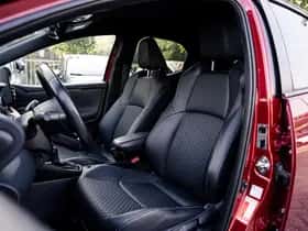 Toyota Yaris (2021) thumbnail 3